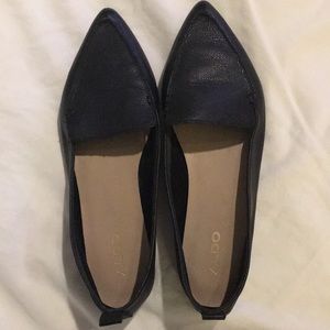 Black pointy flats